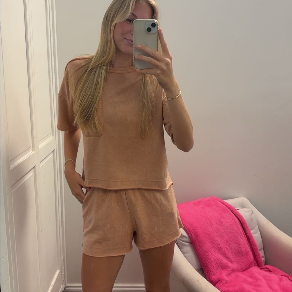 Very J Tan Athletic Shorts Relaxed Fit